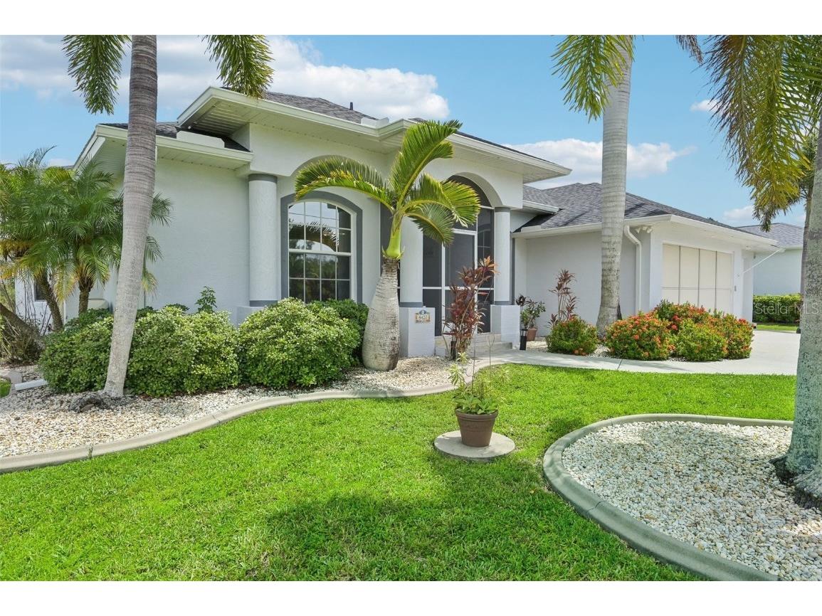 8420 Burwell Circle Port Charlotte FL 33981 - BURWELL WATERWAY D6135070 image1