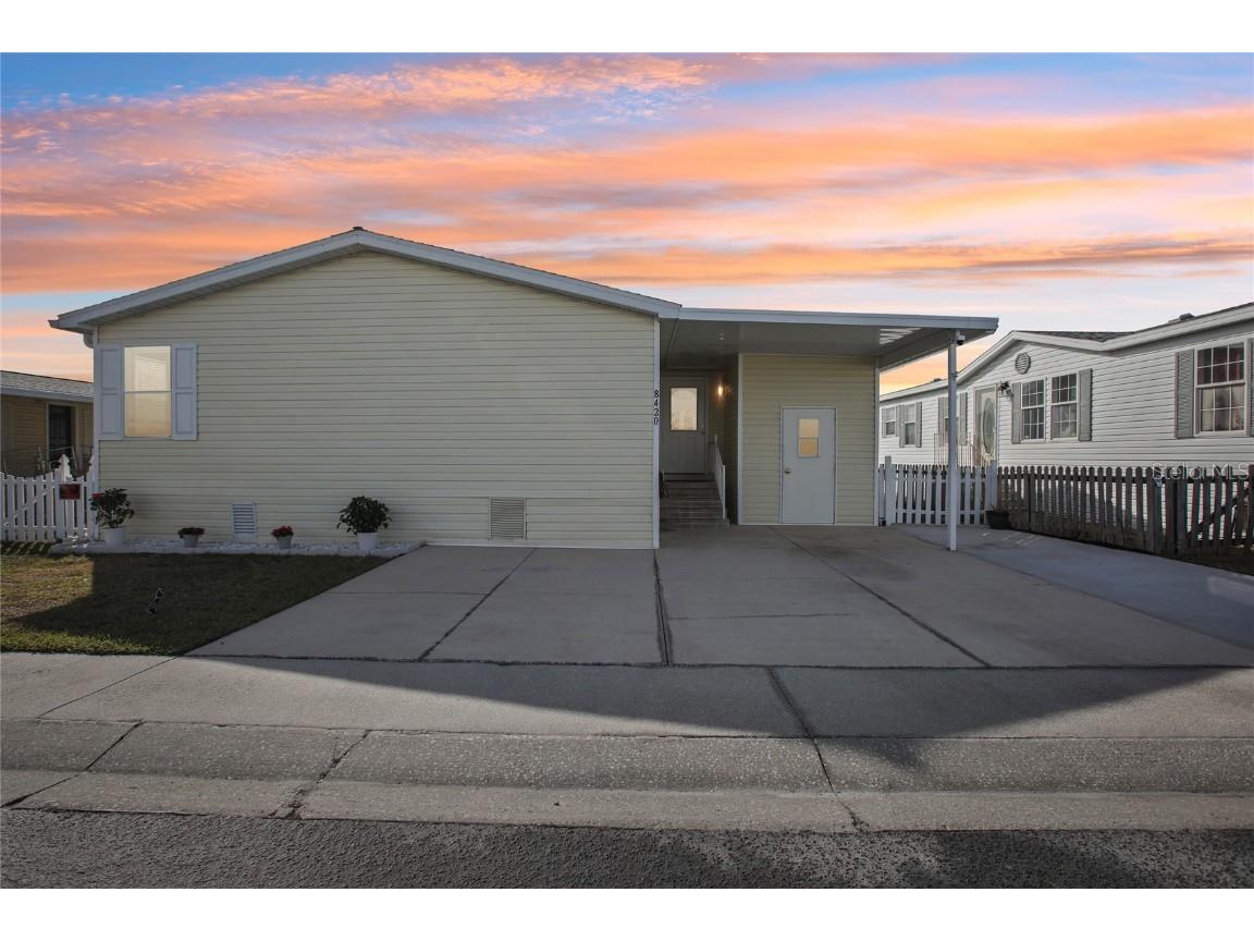 8420 Fantasia Park Way Riverview FL 33578 - LAKE FANTASIA W7880717 image1