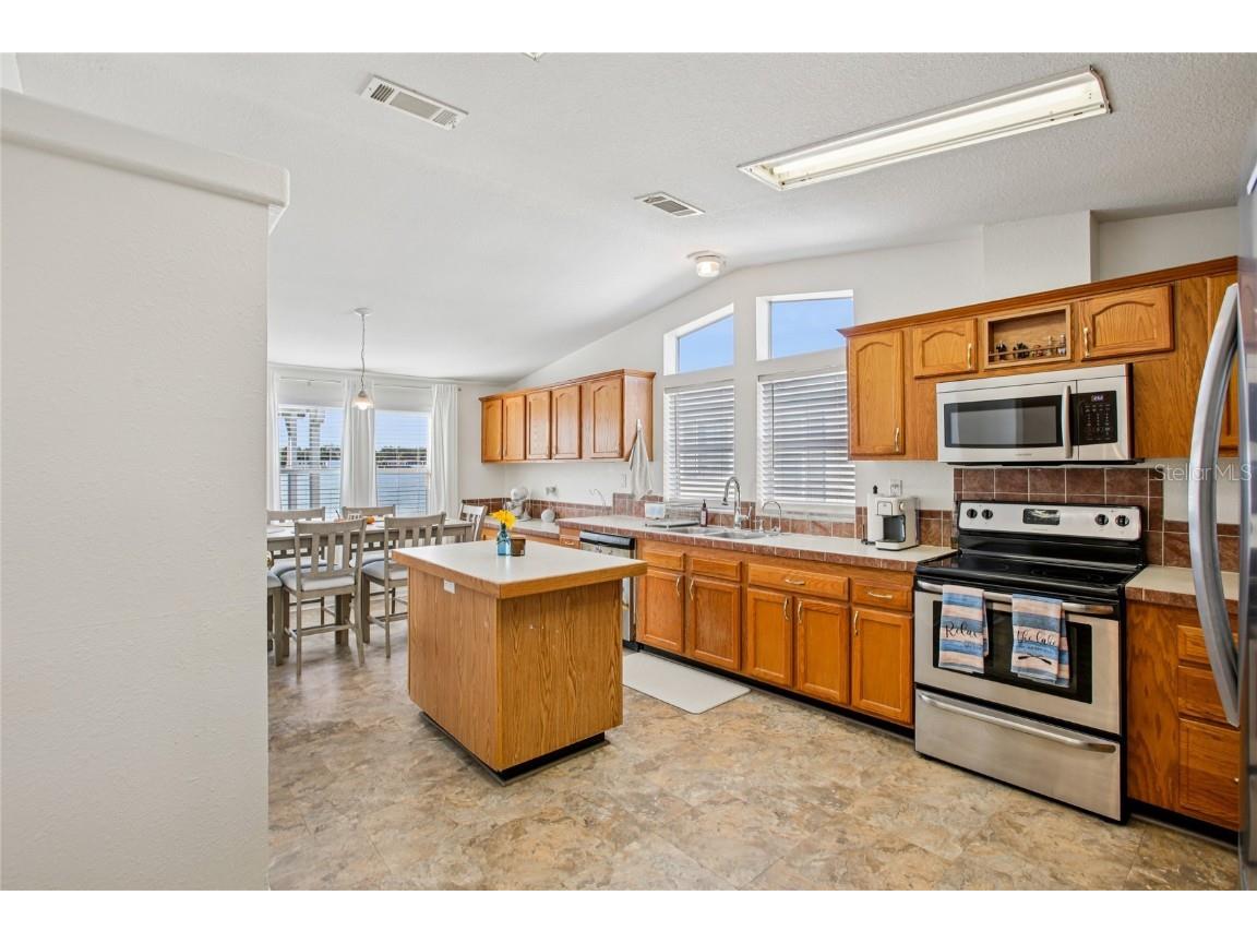 8420 Fantasia Park Way Riverview FL 33578 - LAKE FANTASIA W7880717 image12