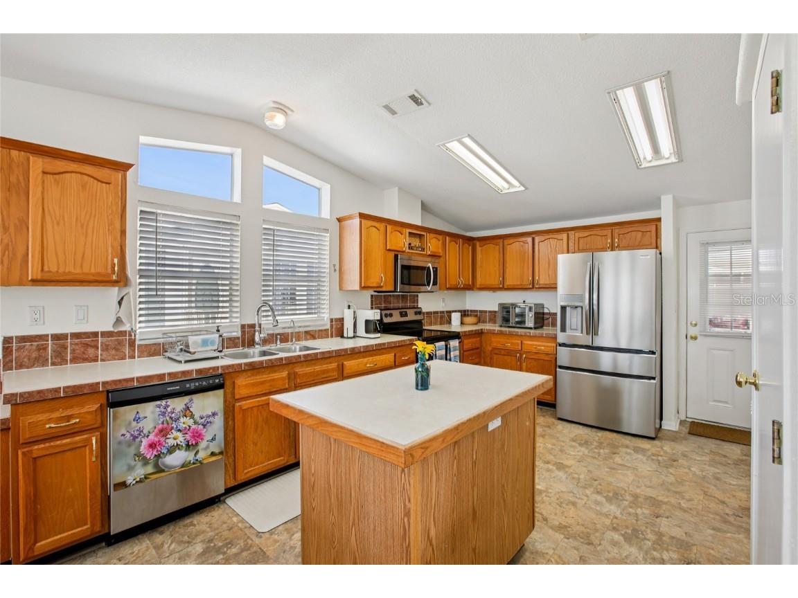 8420 Fantasia Park Way Riverview FL 33578 - LAKE FANTASIA W7880717 image14