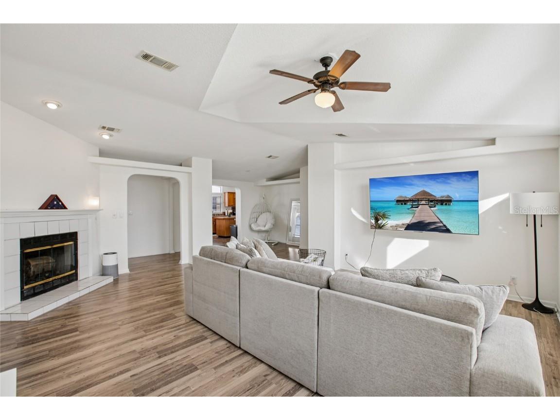 8420 Fantasia Park Way Riverview FL 33578 - LAKE FANTASIA W7880717 image34