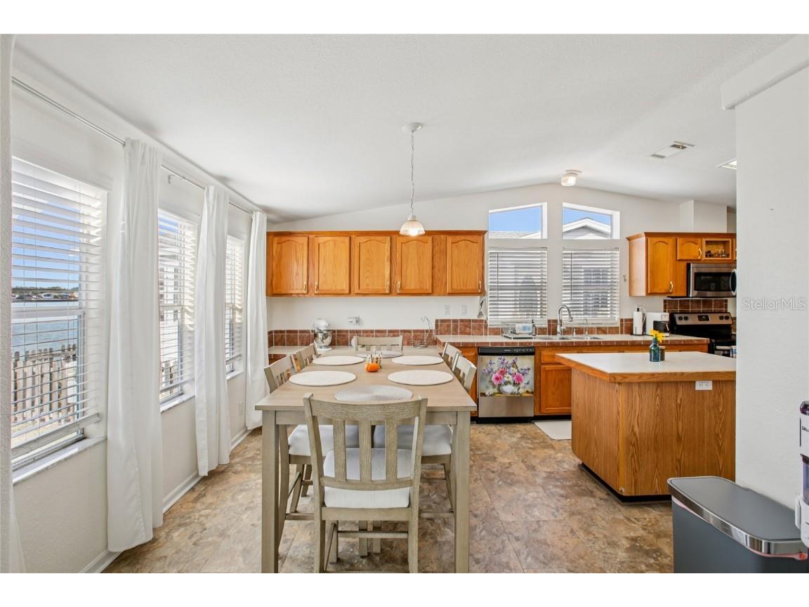 8420 Fantasia Park Way Riverview FL 33578 - LAKE FANTASIA W7880717 image9