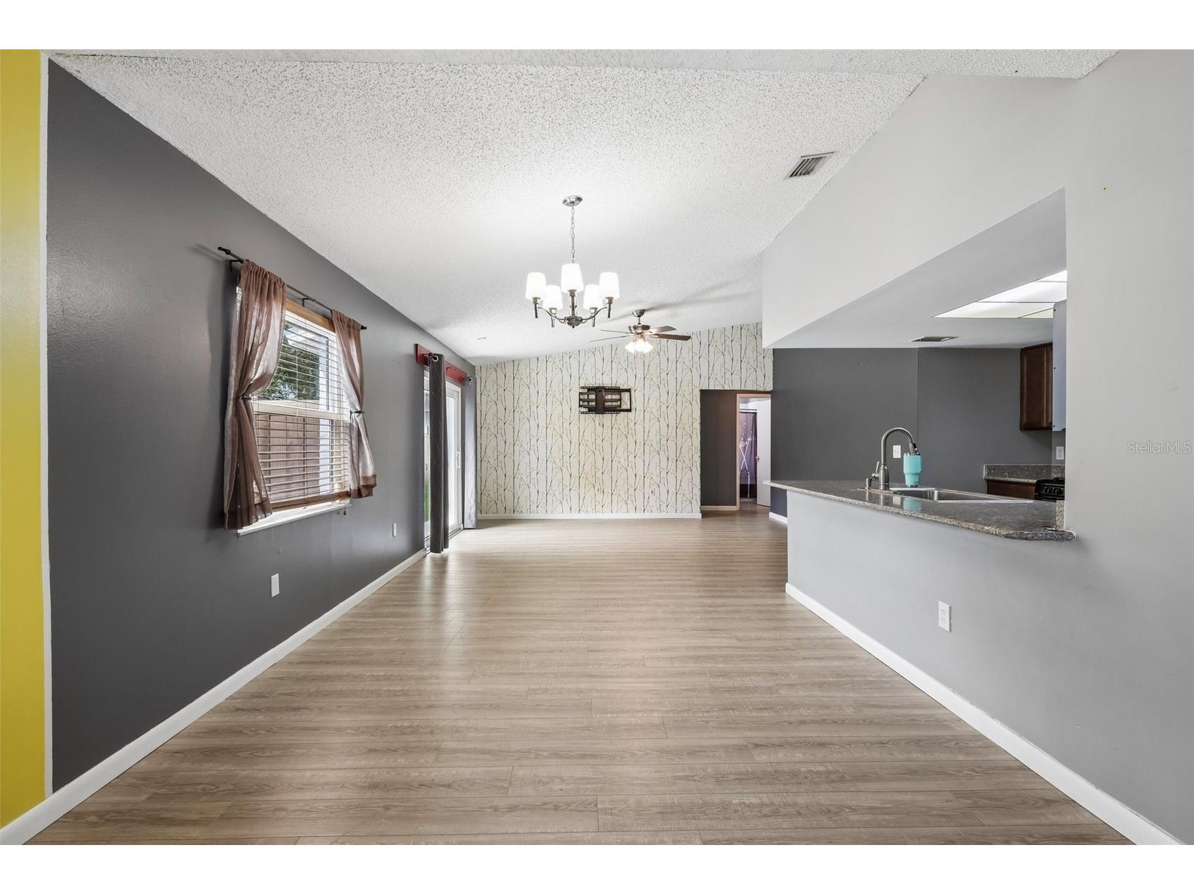 8420 N River Dune Street Tampa FL 33617 TB8523646 image5