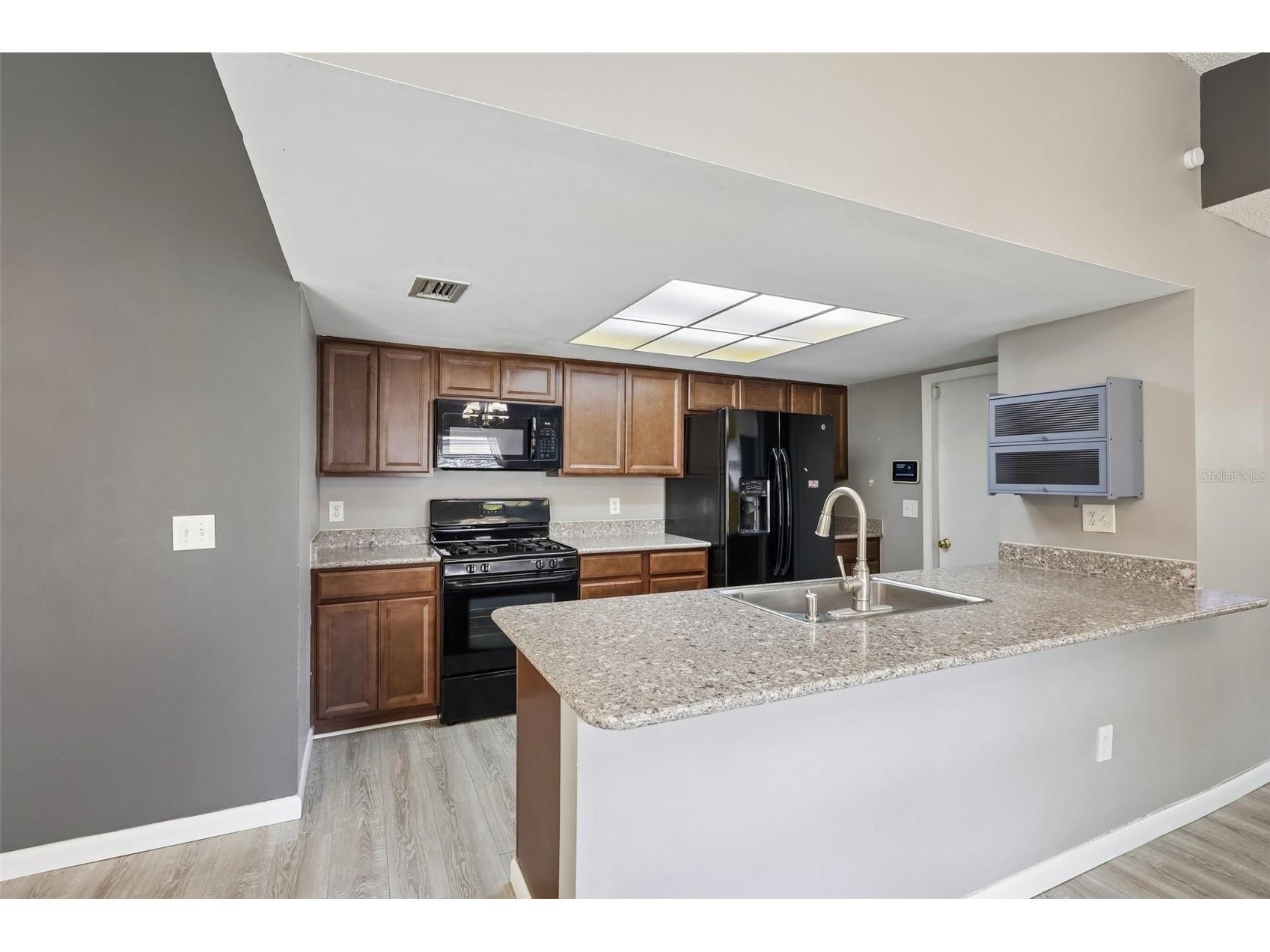 8420 N River Dune Street Tampa FL 33617 TB8523646 image8