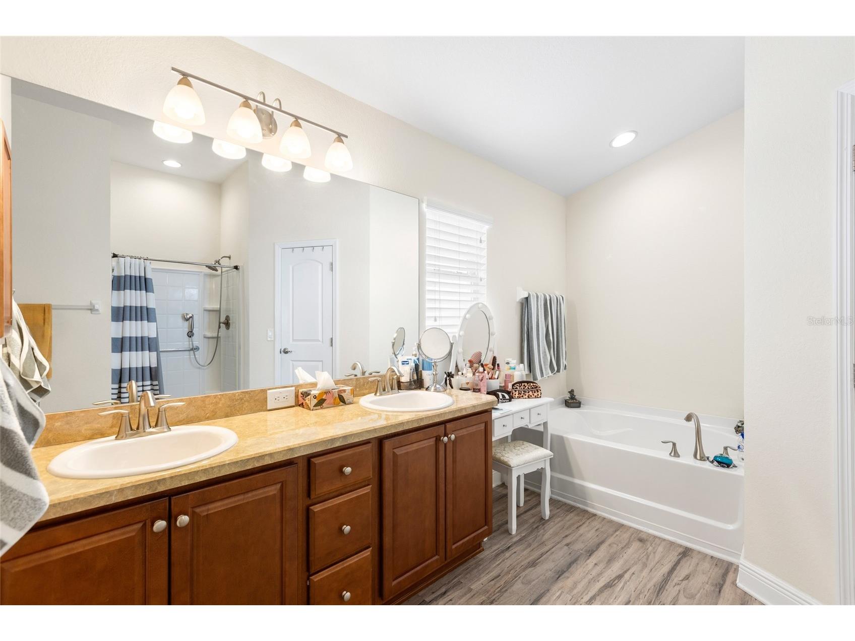 8421 Beachwood Court Spring Hill FL 34606 TB8512901 image21