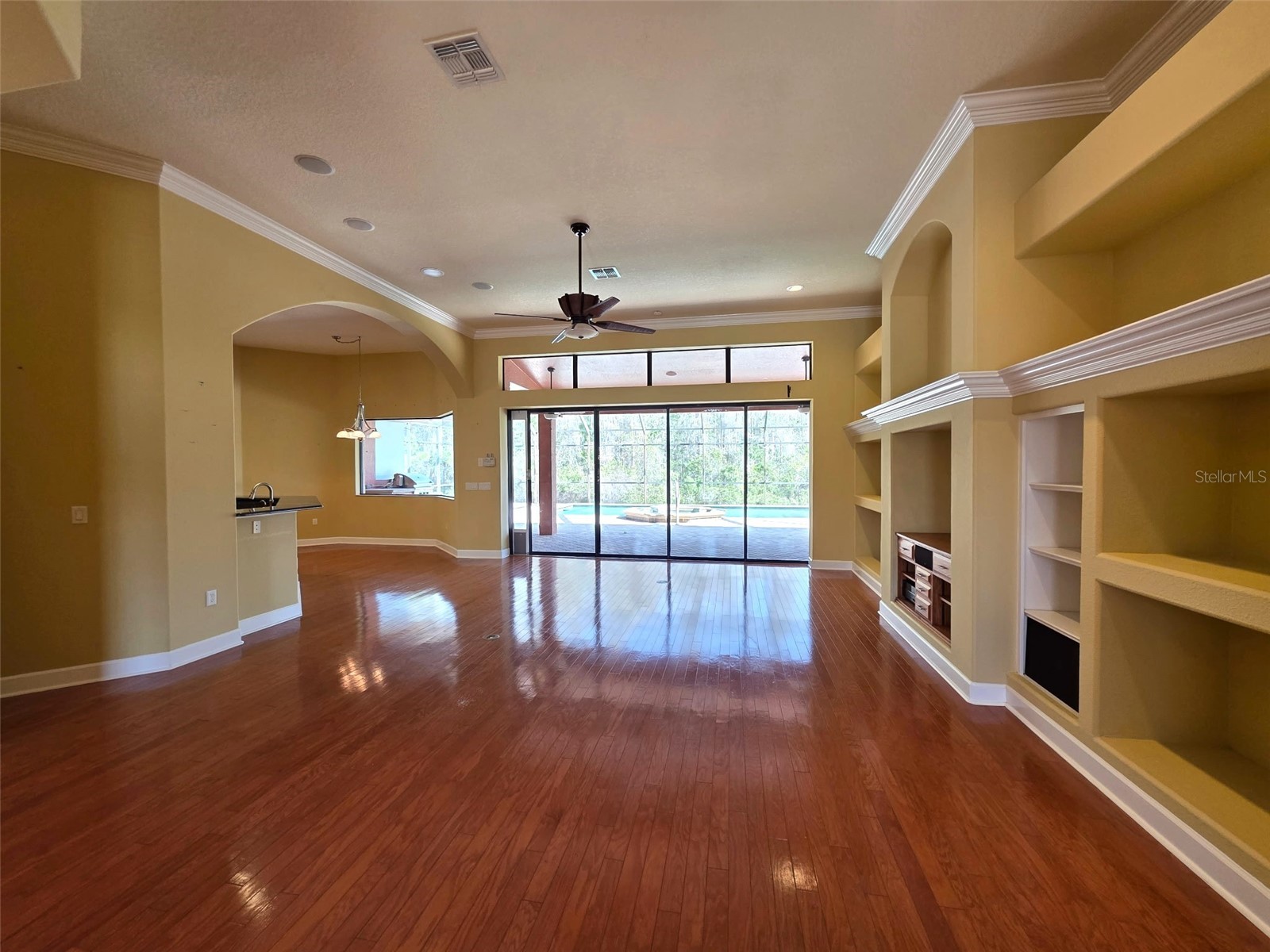 8421 Charleston Drive Weeki Wachee FL 34613 W7883955 image2