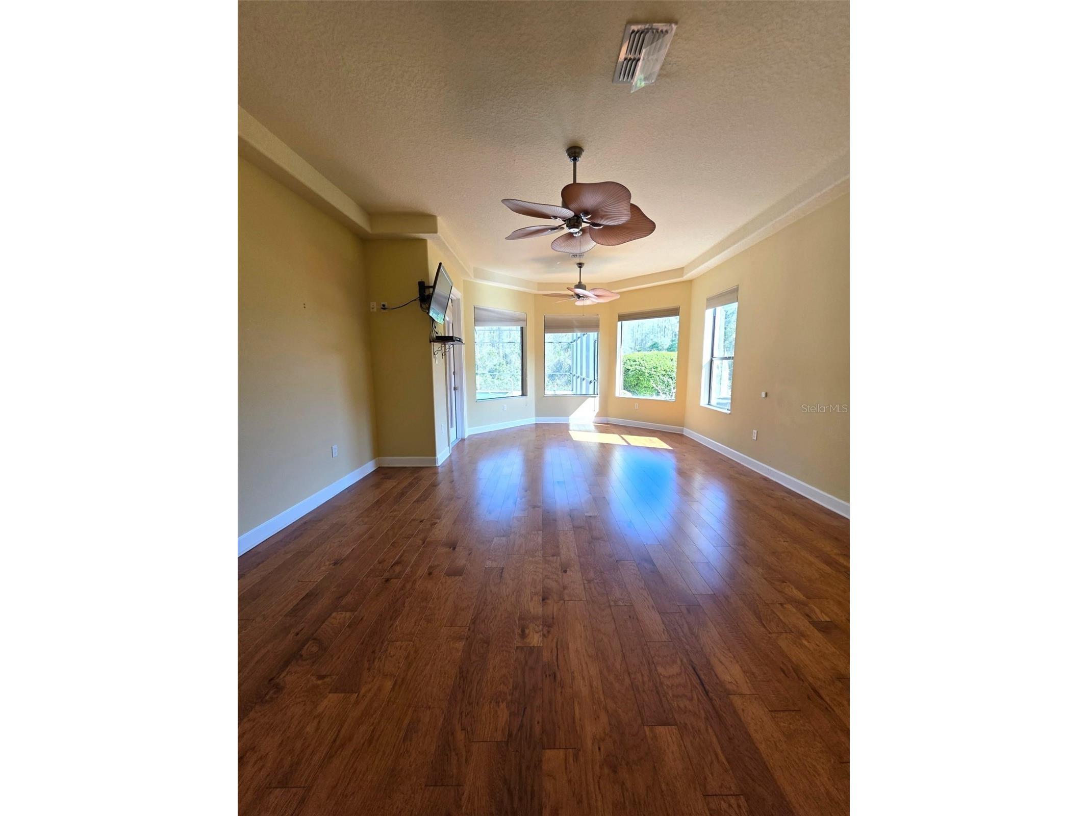 8421 Charleston Drive Weeki Wachee FL 34613 W7883955 image22