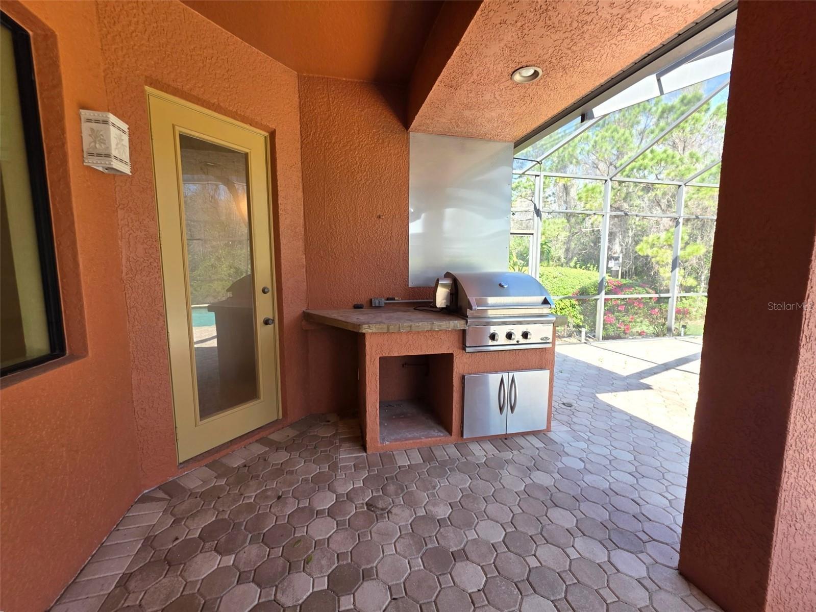 8421 Charleston Drive Weeki Wachee FL 34613 W7883955 image30