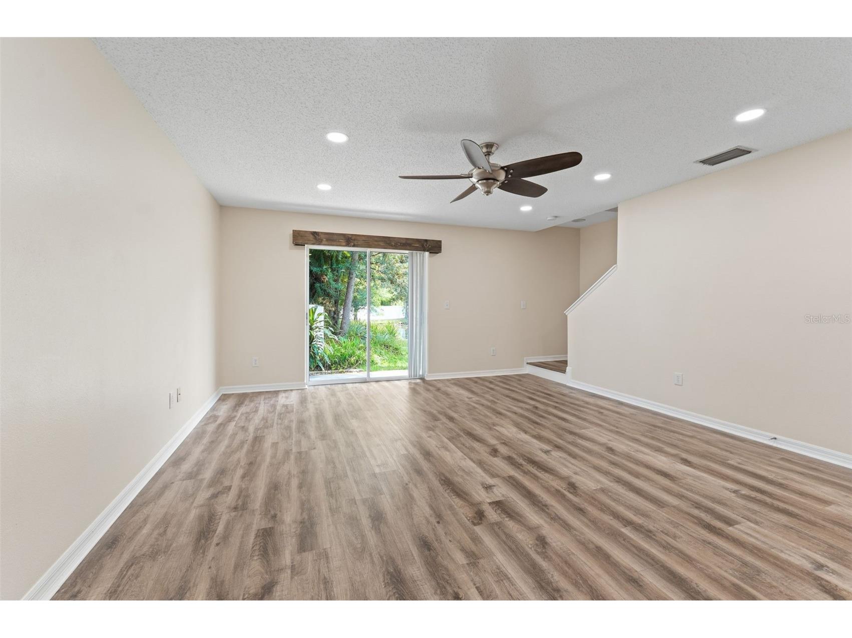 8421 Edgewater Place Boulevard Tampa FL 33615 TB8507628 image9