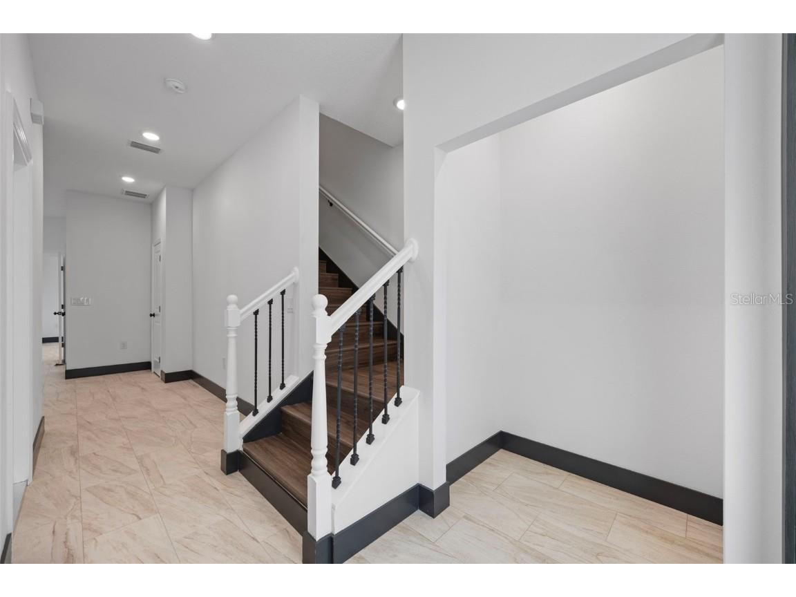 8421 Marlanas Place Tampa FL 33637 TB8404792 image5