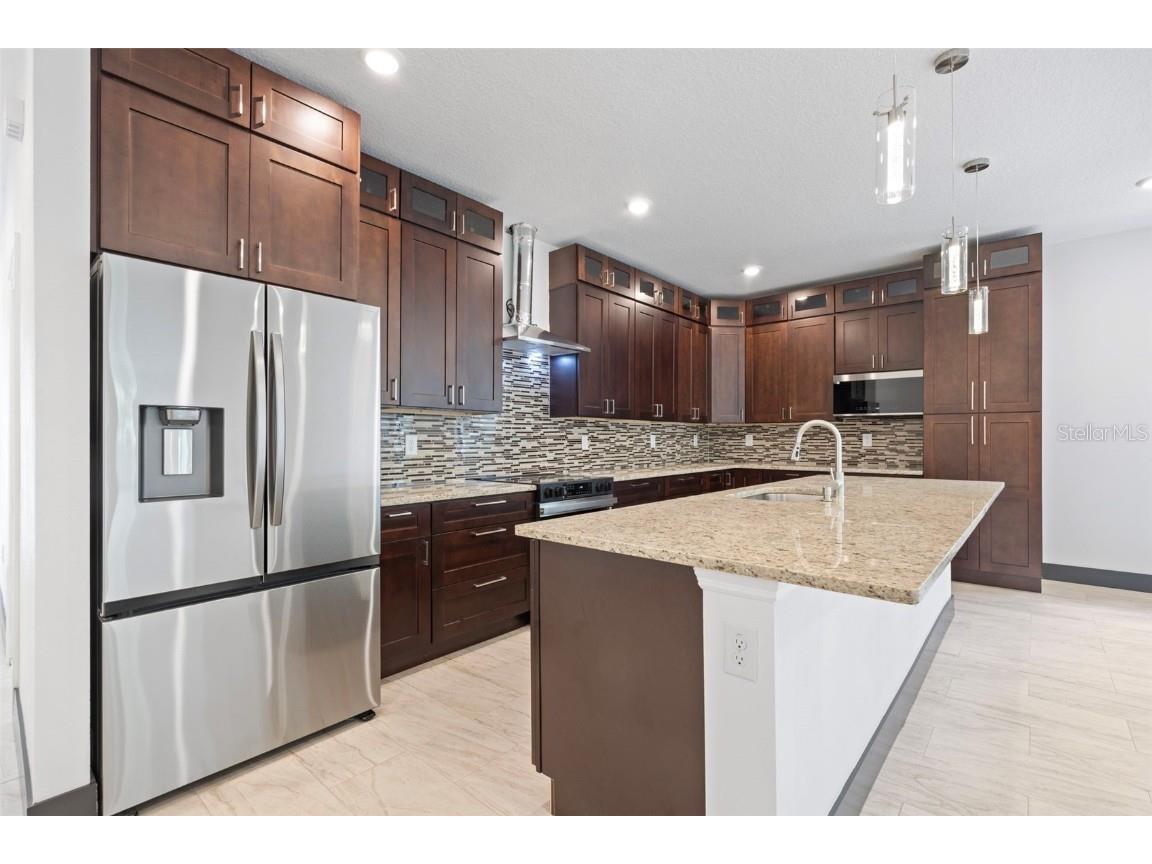 8421 Marlanas Place Tampa FL 33637 TB8404792 image7