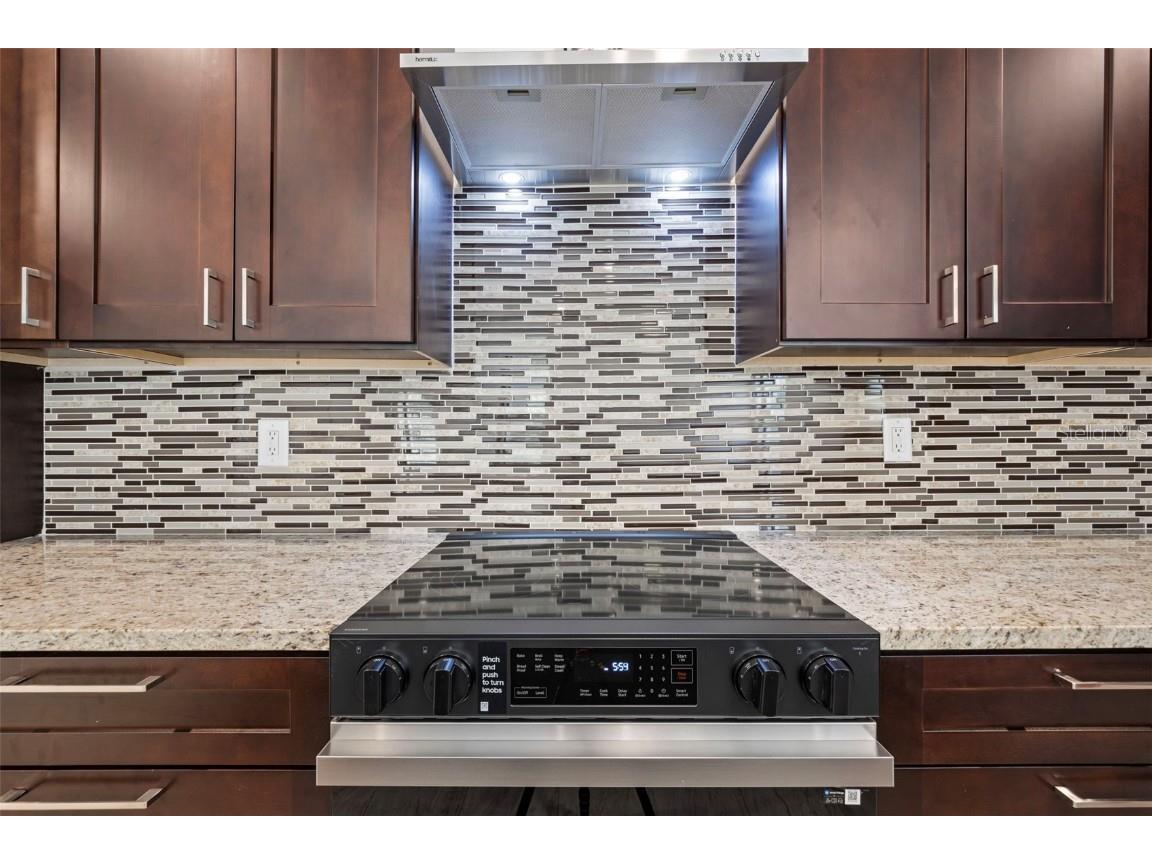 8421 Marlanas Place Tampa FL 33637 TB8404792 image8