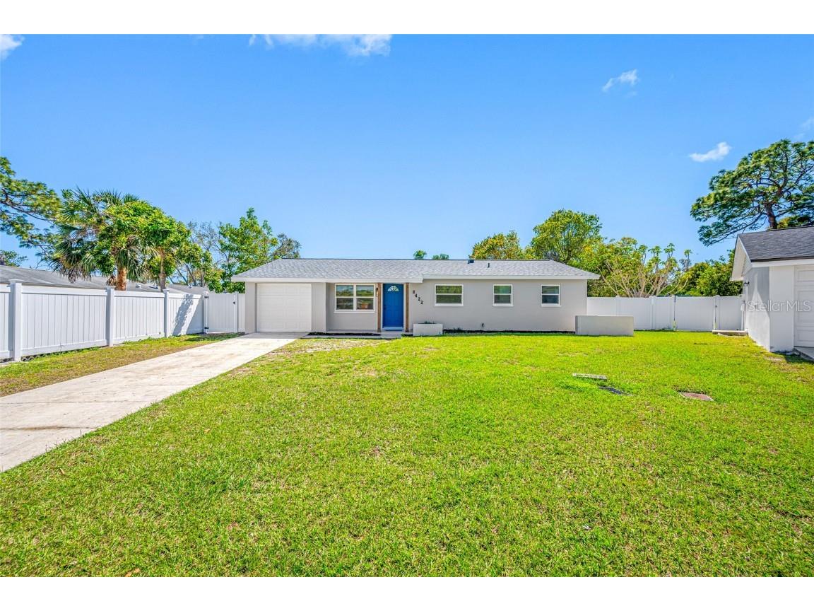 8422 85th Court Seminole FL 33777 TB8359791 image1