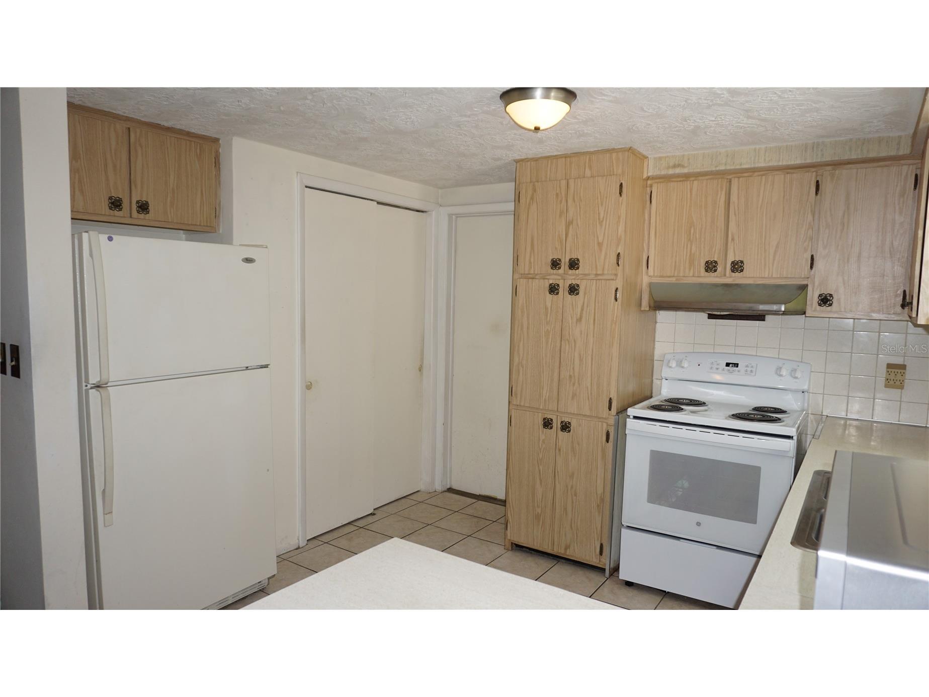 8422 Battel Court New Port Richey FL 34653 W7887056 image4