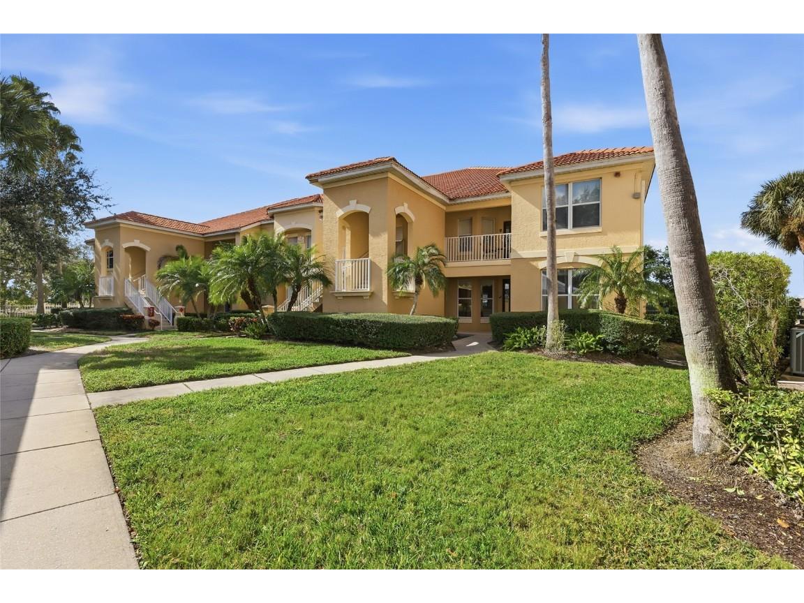 8422 Wethersfield Run #104 Lakewood Ranch FL 34202 A4674557 image1