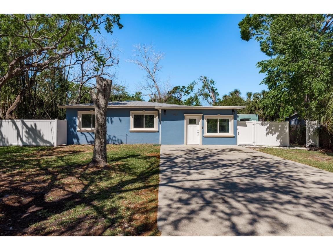 8423 Jackson Springs Road Tampa FL 33615 TB8437104 image1