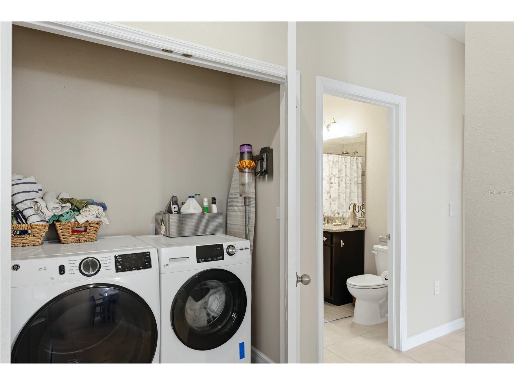8423 Karpeal Drive #1501 Sarasota FL 34238 D6147463 image31