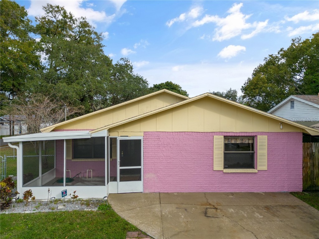 8423 N Greenwood Avenue Tampa FL 33617 T3499909 image1