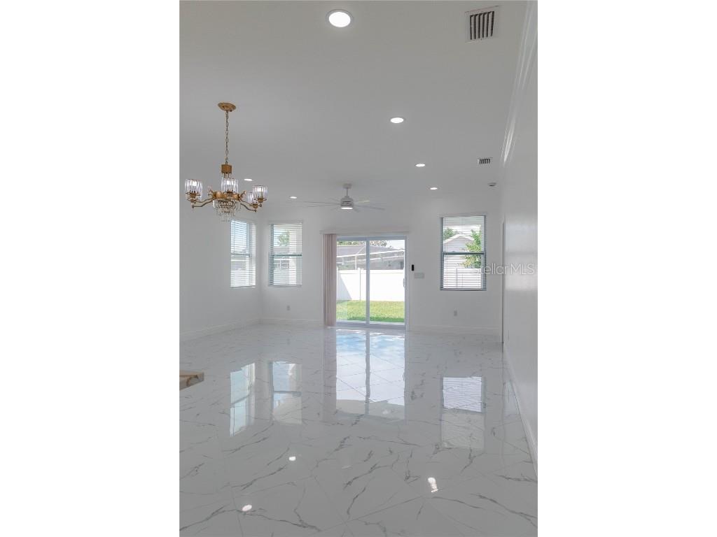 8424 N 16th Street Tampa FL 33604 TB8430672 image56