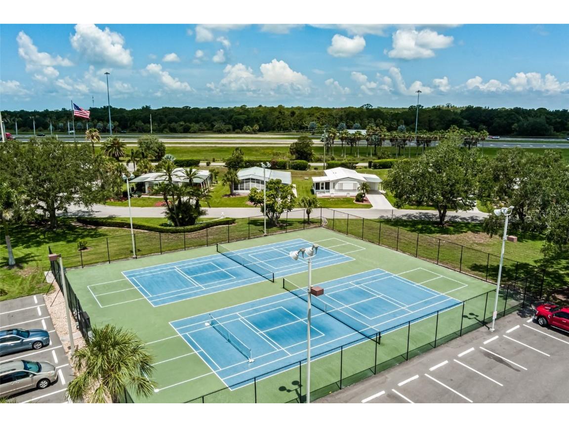 8424 Regal Way Palmetto FL 34221 A4644879 image38