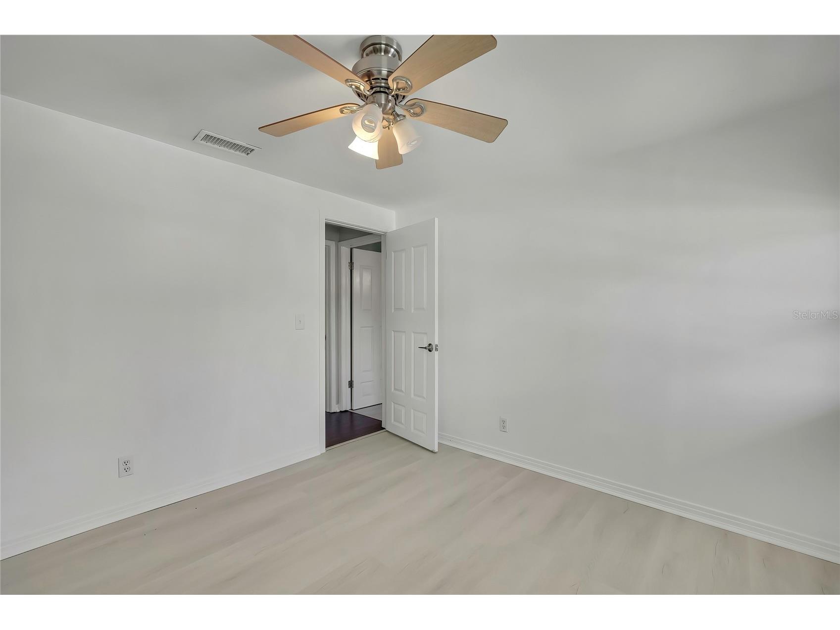 8424 Stillbrook Avenue Tampa FL 33615 TB8486388 image19