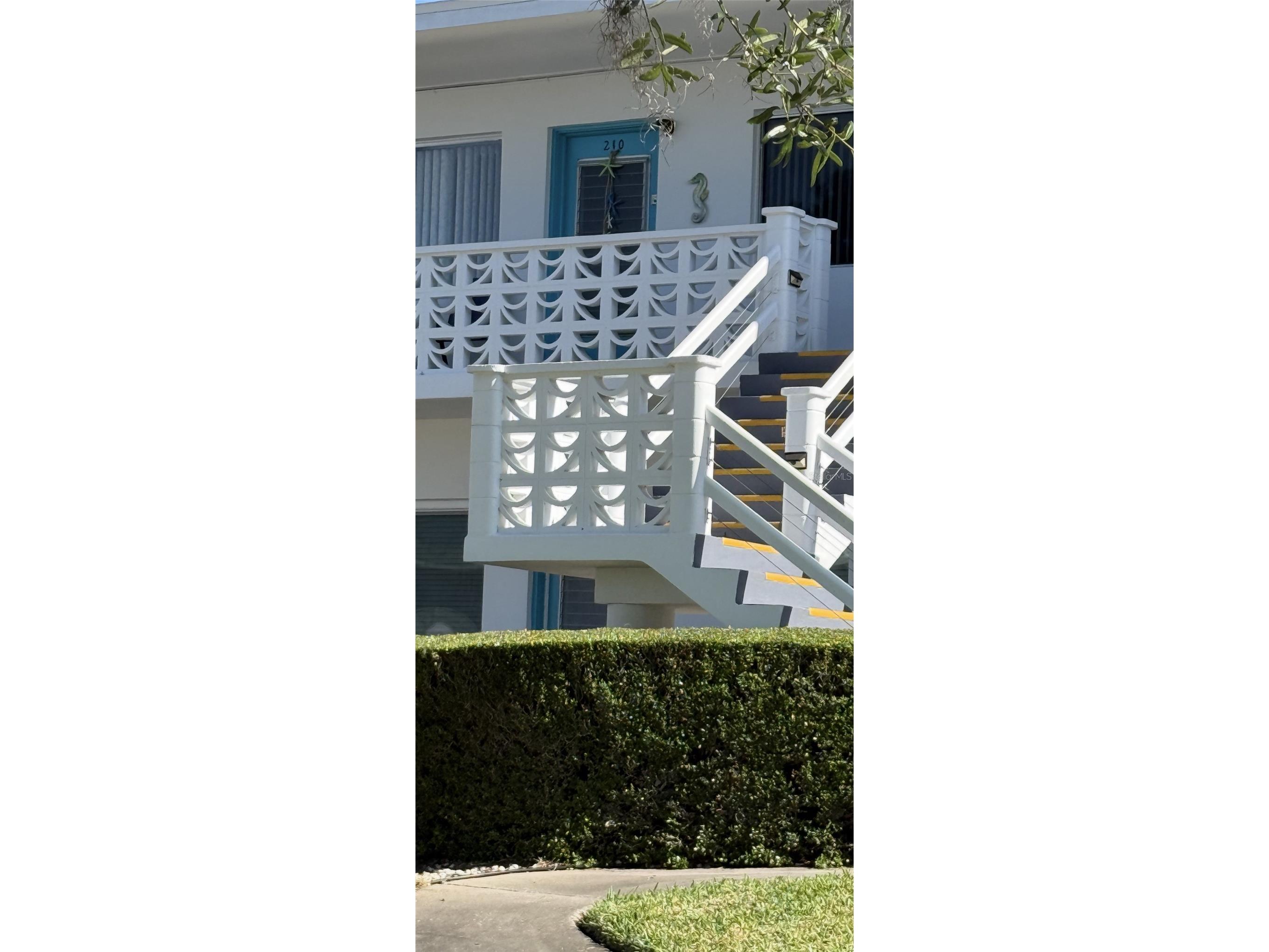 8425 112th Street #210 Seminole FL 33772 TB8498852 image1