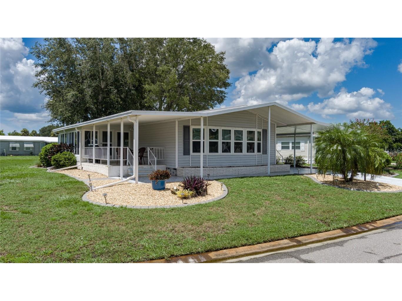 8425 Castle Garden Road Palmetto FL 34221 A4621444 image1