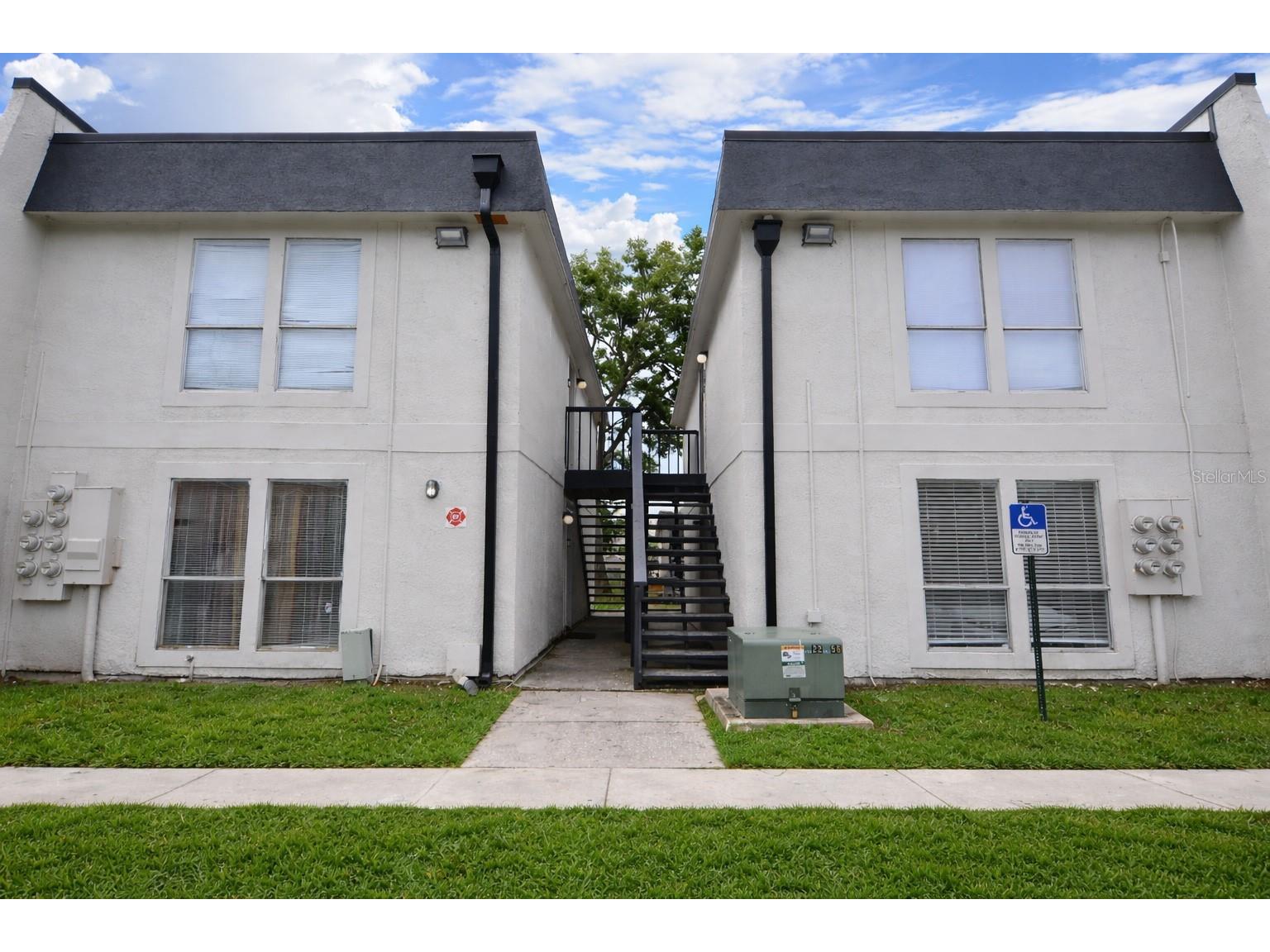 8425 Cerro Circle #163 Tampa FL 33617 TB8496675 image1
