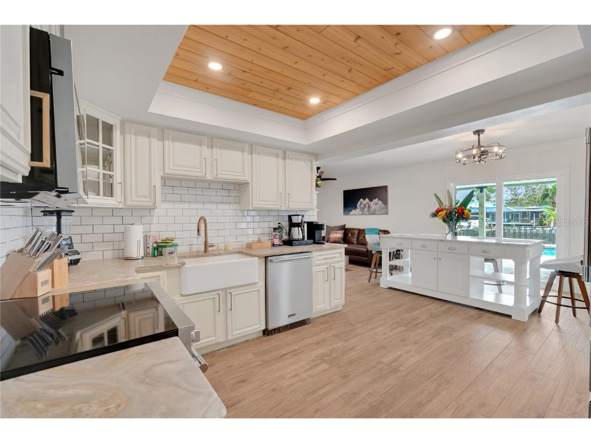 8425 Flagstone Drive Tampa FL 33615 TB8400133 image5