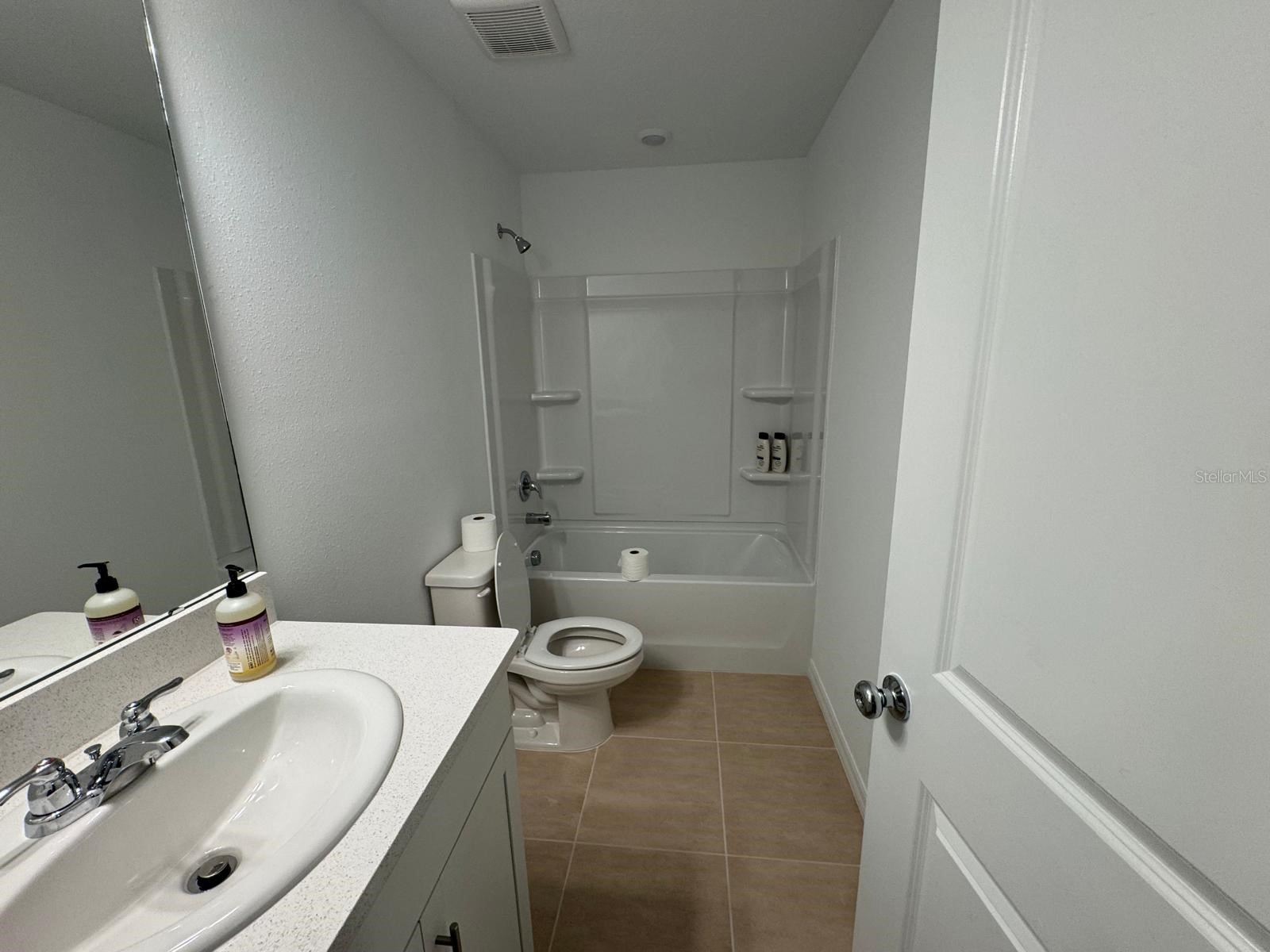8425 Lunar Skye Street Sarasota FL 34241 TB8477040 image15