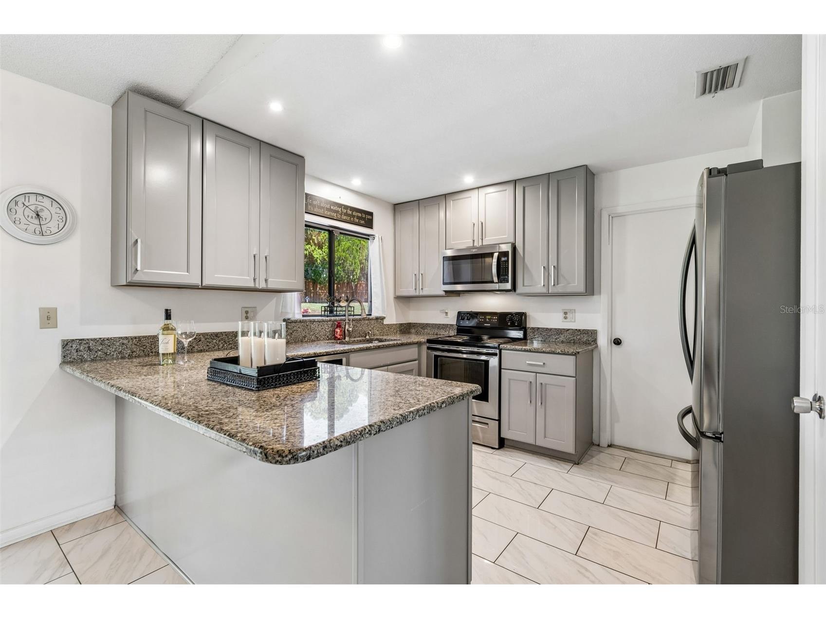 8425 Saint Giles Court Zephyrhills FL 33541 TB8511404 image16