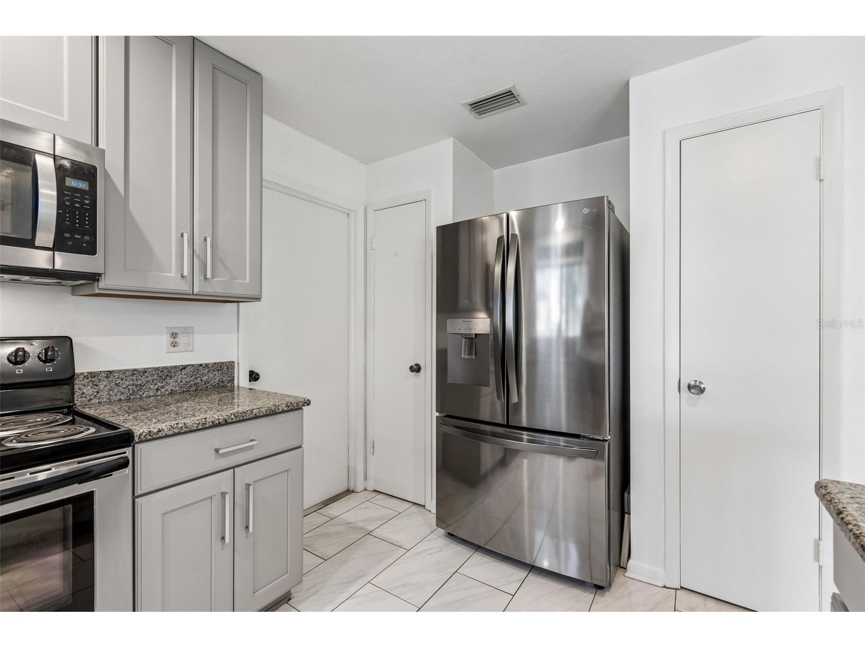 8425 Saint Giles Court Zephyrhills FL 33541 TB8511404 image22