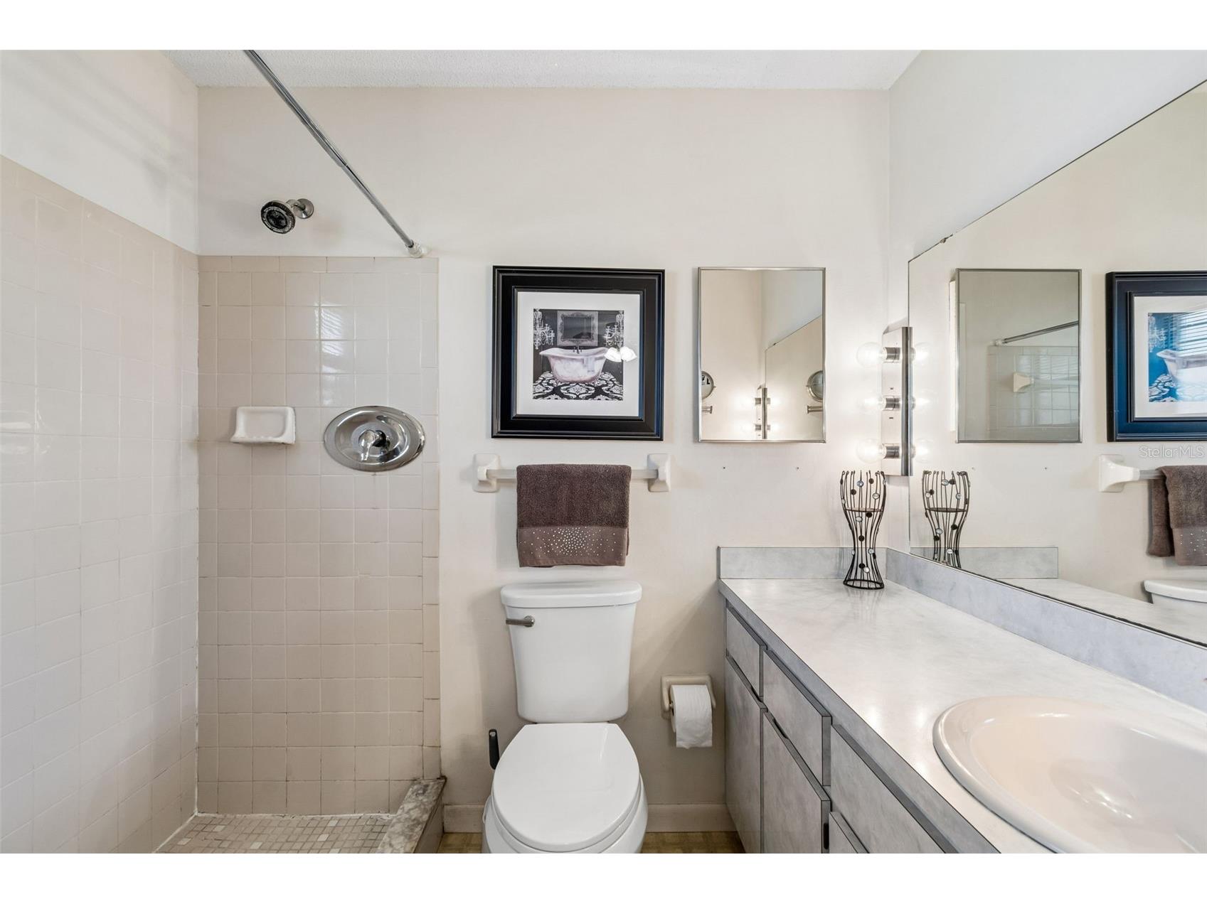 8425 Saint Giles Court Zephyrhills FL 33541 TB8511404 image29
