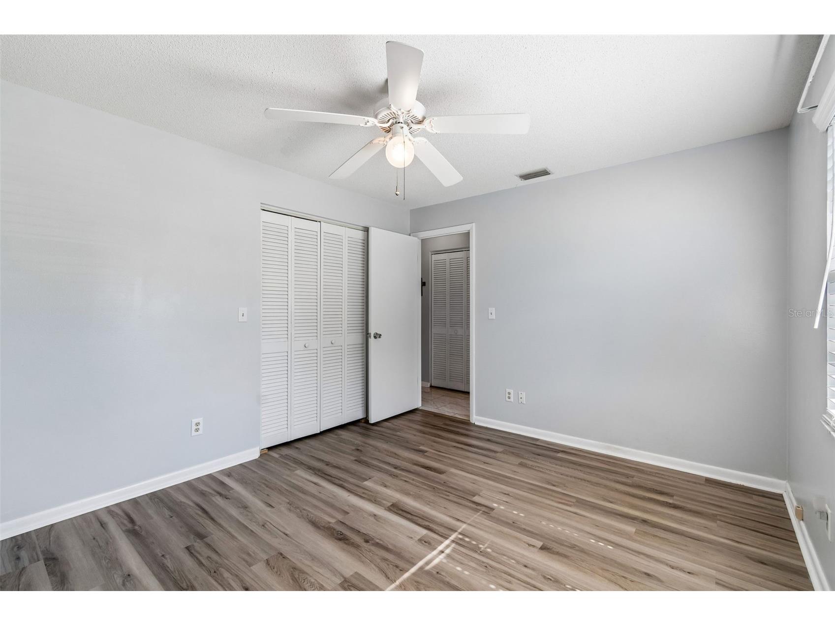 8425 Saint Giles Court Zephyrhills FL 33541 TB8511404 image36