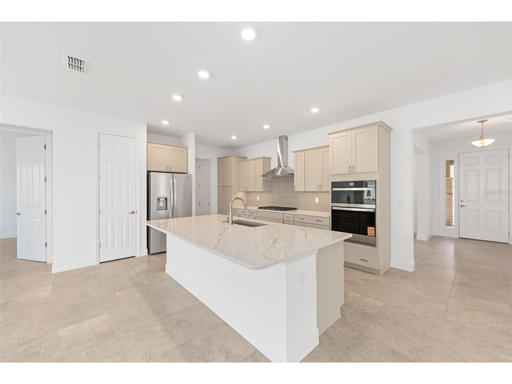 8425 SW 101st Avenue Ocala FL 34481 OM716969 image17