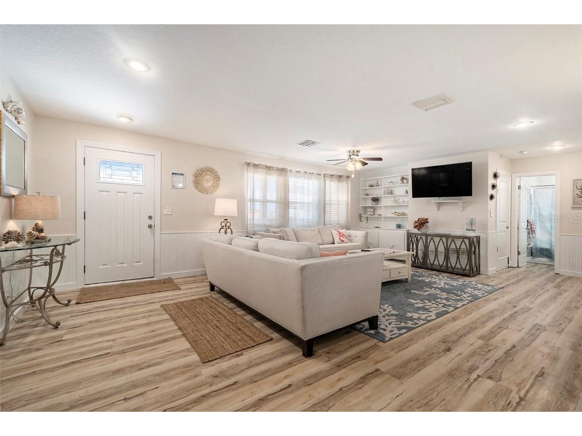 8425 W Gulf Boulevard Treasure Island FL 33706 TB8412524 image23