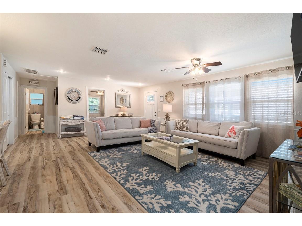 8425 W Gulf Boulevard Treasure Island FL 33706 TB8412524 image26