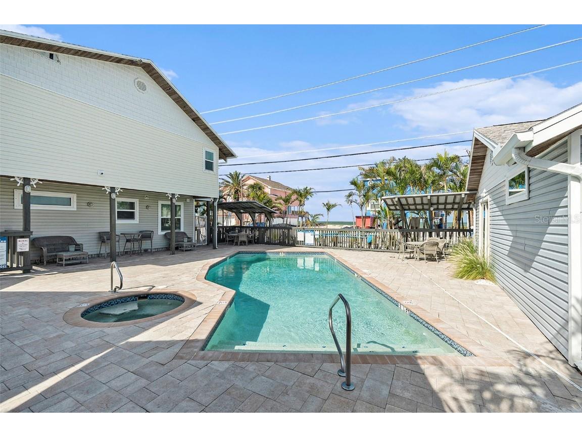 8425 W Gulf Boulevard Treasure Island FL 33706 TB8412524 image36