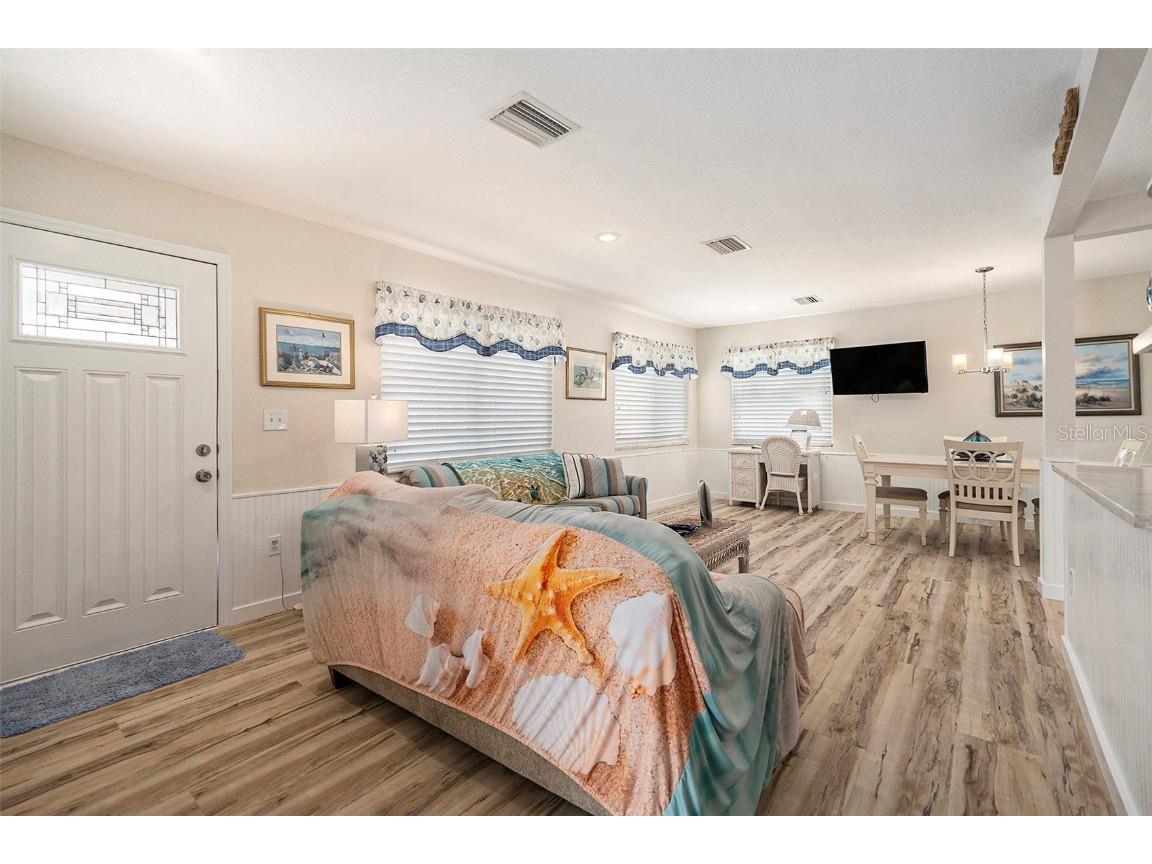 8425 W Gulf Boulevard Treasure Island FL 33706 TB8412524 image50