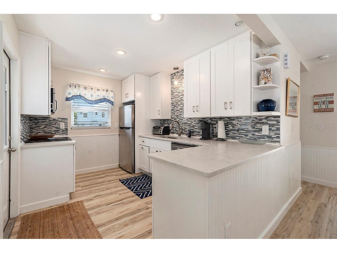 8425 W Gulf Boulevard Treasure Island FL 33706 TB8412524 image55