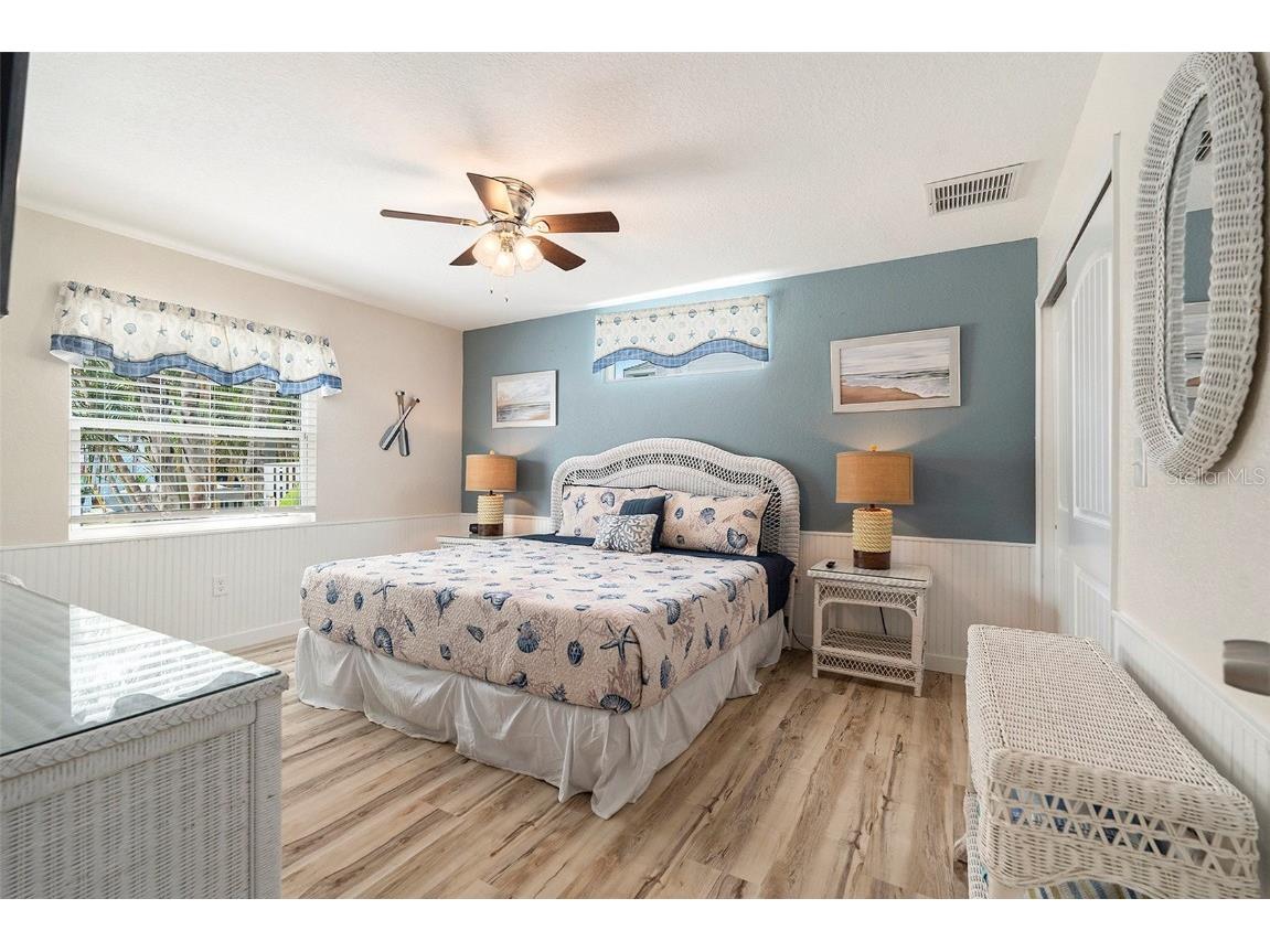 8425 W Gulf Boulevard Treasure Island FL 33706 TB8412524 image57