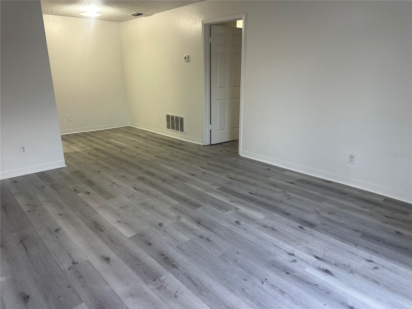 8426 Camden Street #D Tampa FL 33614 TB8516488 image2