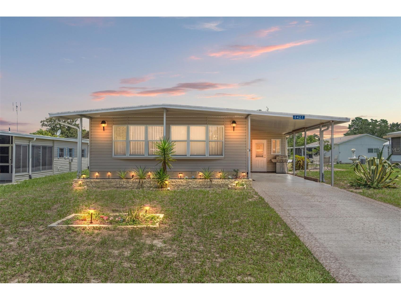 8427 Highpoint Boulevard Brooksville FL 34613 W7884451 image1