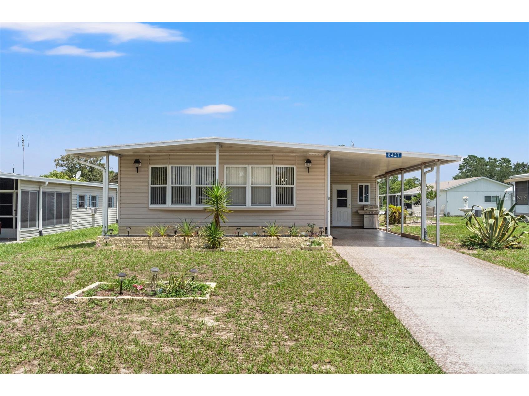 8427 Highpoint Boulevard Brooksville FL 34613 W7884451 image2