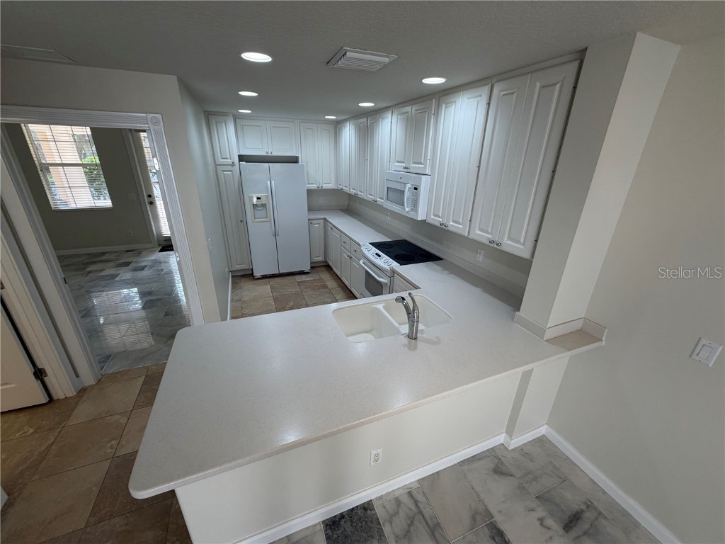 8427 Leatherleaf Lane Orlando FL 32827 O6358239 image3