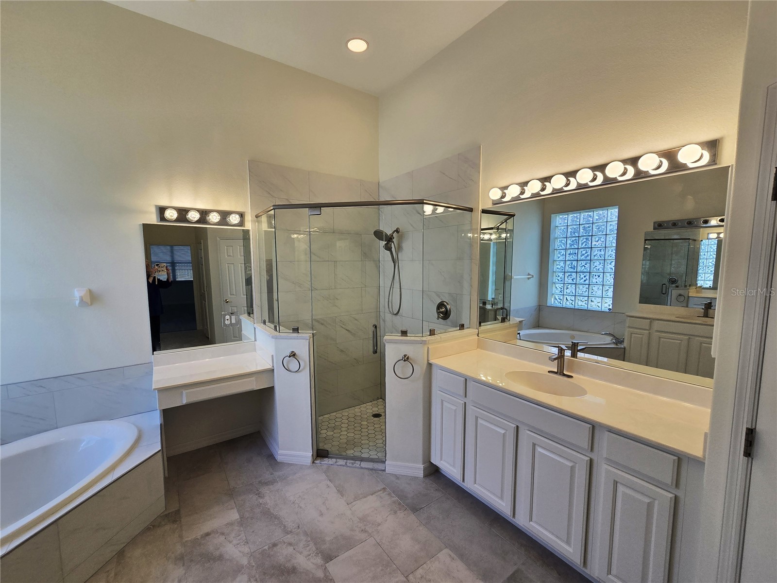 8427 Sailing Loop Lakewood Ranch FL 34202 A4699236 image27