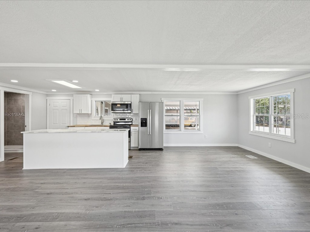 8427 Weatherford Avenue Brooksville FL 34613 W7875109 image14