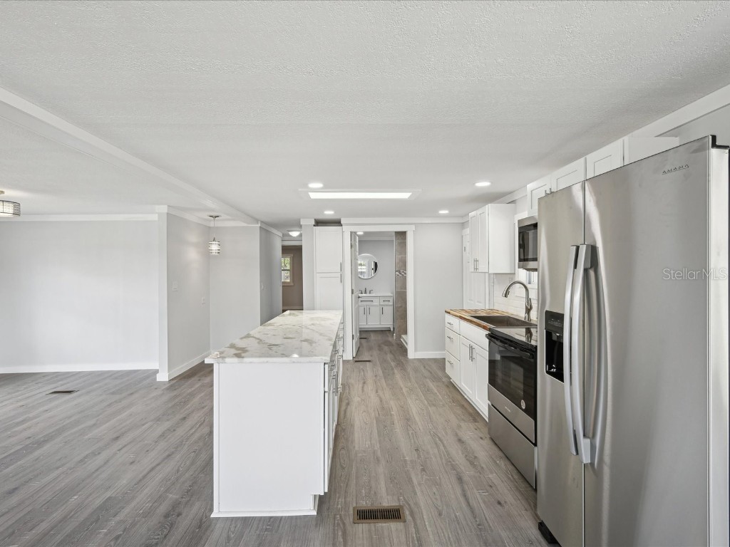 8427 Weatherford Avenue Brooksville FL 34613 W7875109 image18