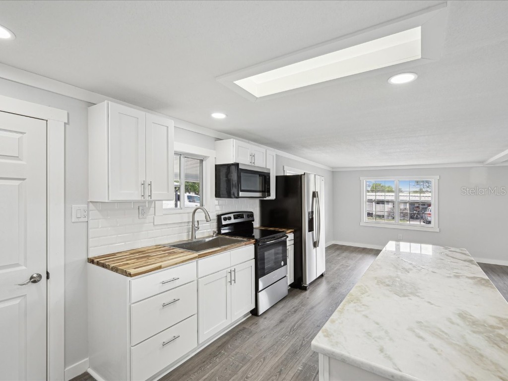 8427 Weatherford Avenue Brooksville FL 34613 W7875109 image20