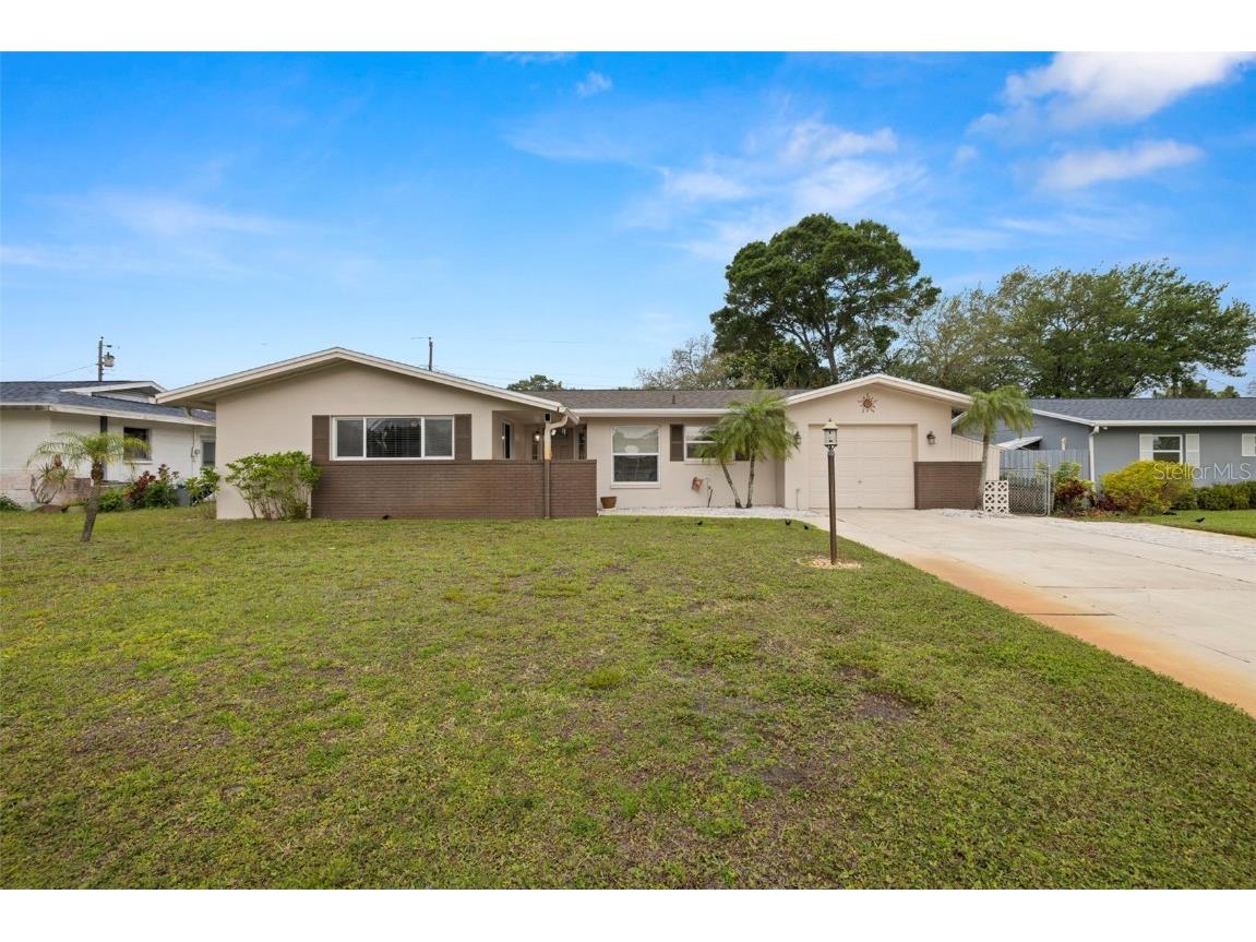 8428 121st Street Seminole FL 33772 T3516600 image1